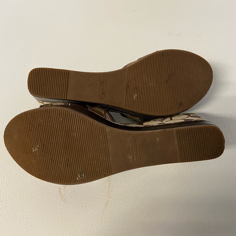 Coach sandals - Picture 3 of 3